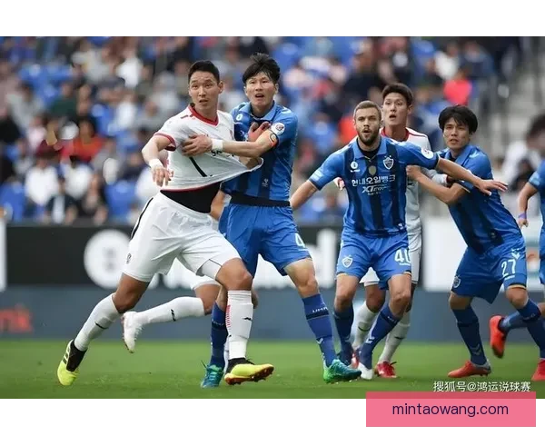 国家队对阵韩国精彩对决解析战术与关键球员表现 国家队对阵韩国精彩对决解析战术与关键球员表现